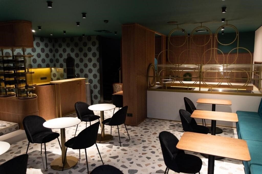 Территория St. George Hotel 3*