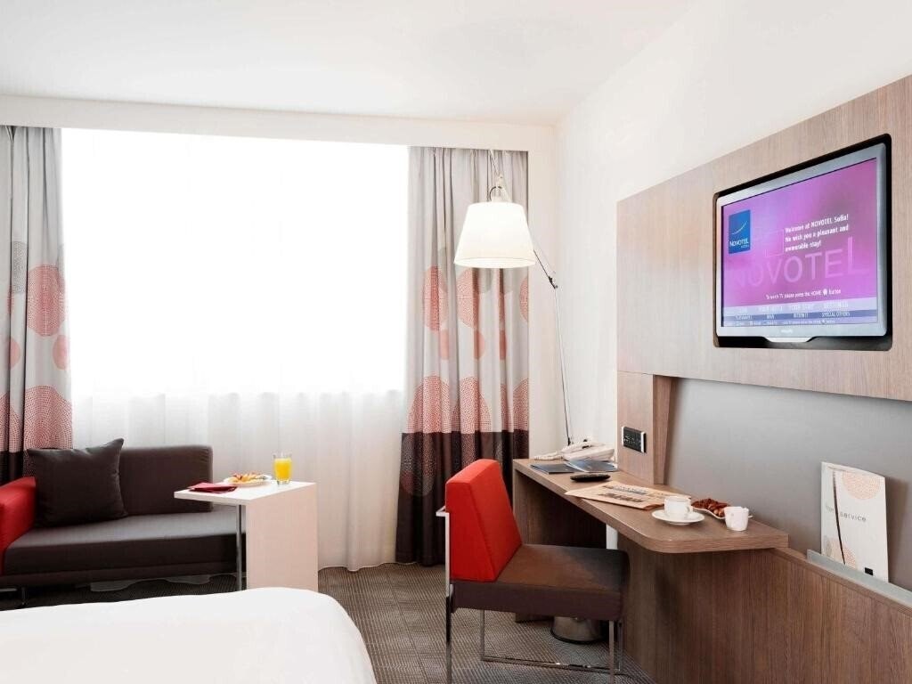 Панорама Novotel Sofia 4*