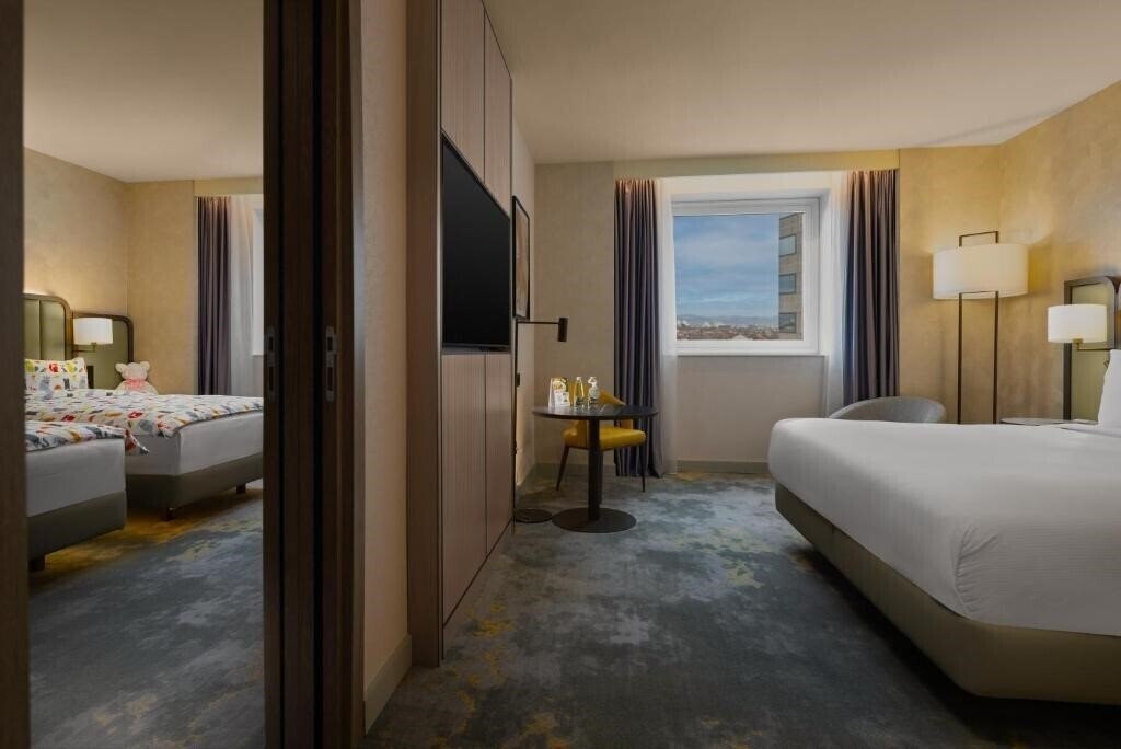 Апартаменти Hilton Sofia 4*