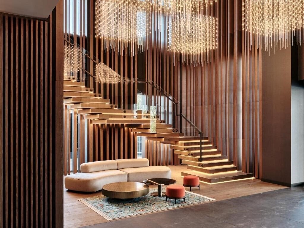 Панорама Holiday Inn 5*