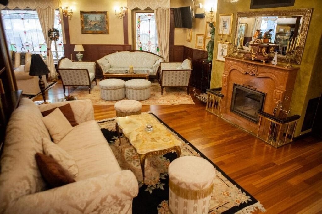 Апартаменти Meg Lozenetz 3*