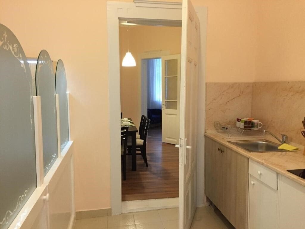 Панорама Jasmin Hotel 3*