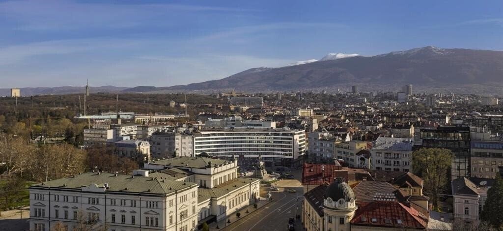 Вид Intercontinental Sofia 5*