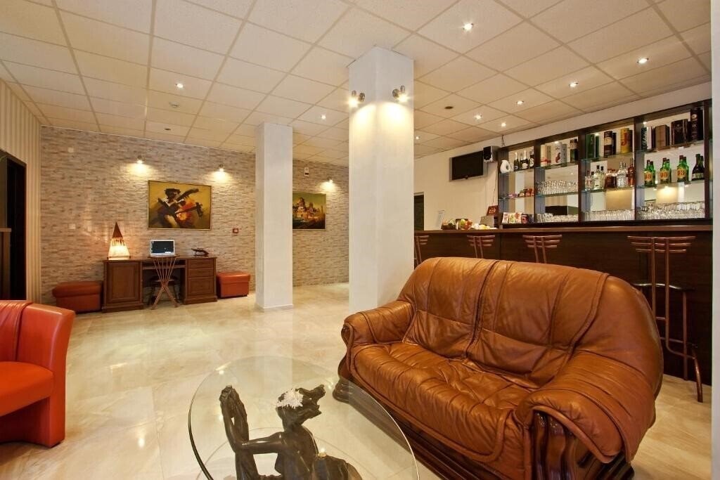 Апартаменти Cheap 2*