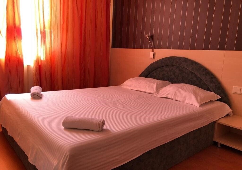 Территория Astra Hotel 3*