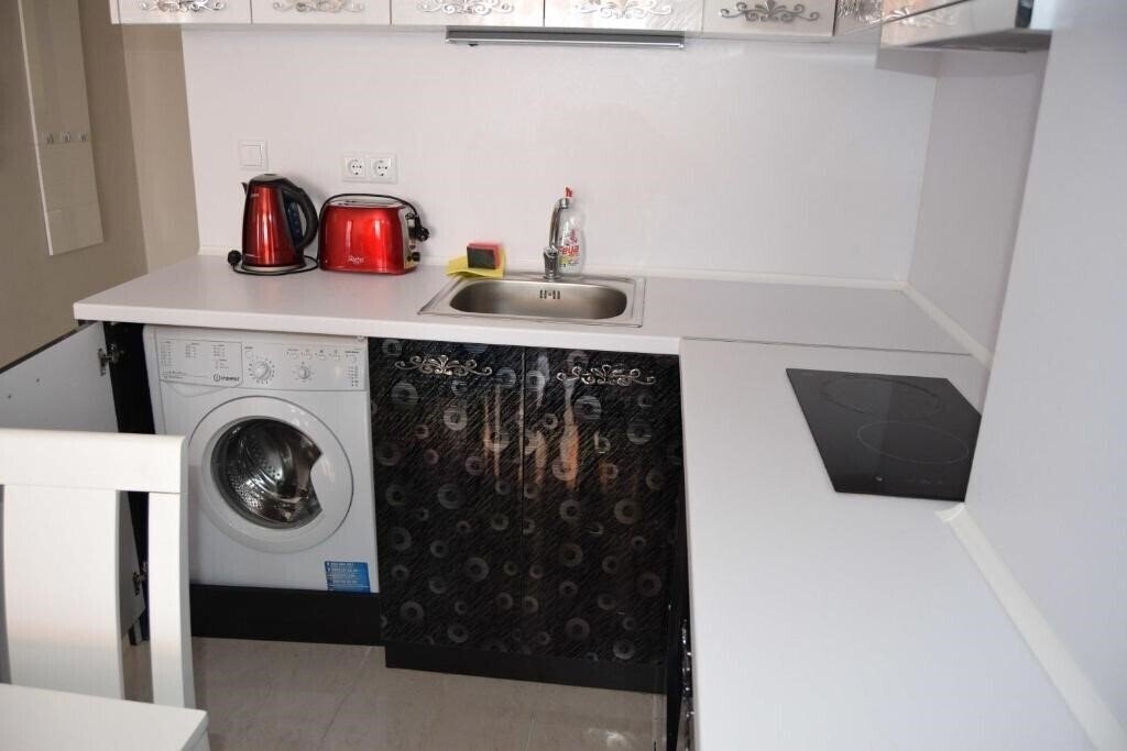 Апартаменти Admiral Plaza Apartments 3*