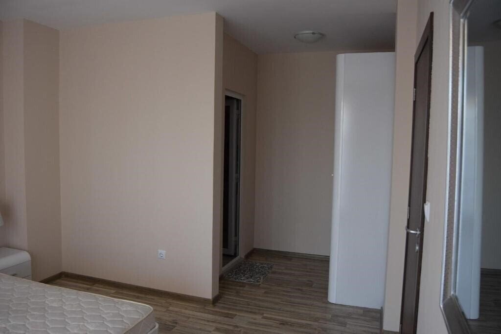 Вид Admiral Plaza Apartments 3*