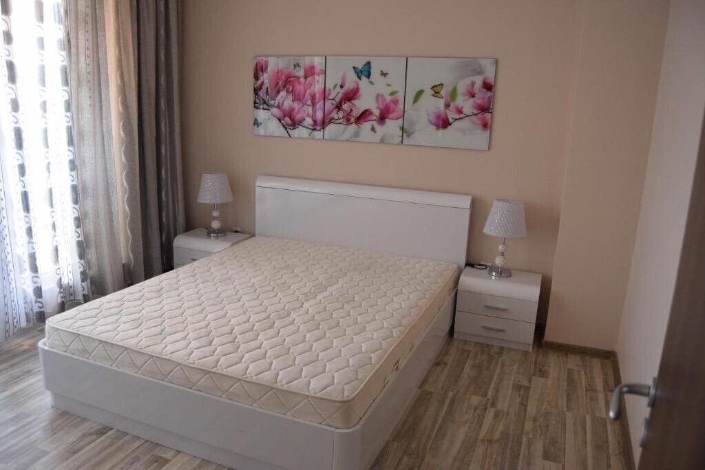 Територія Admiral Plaza Apartments 3*