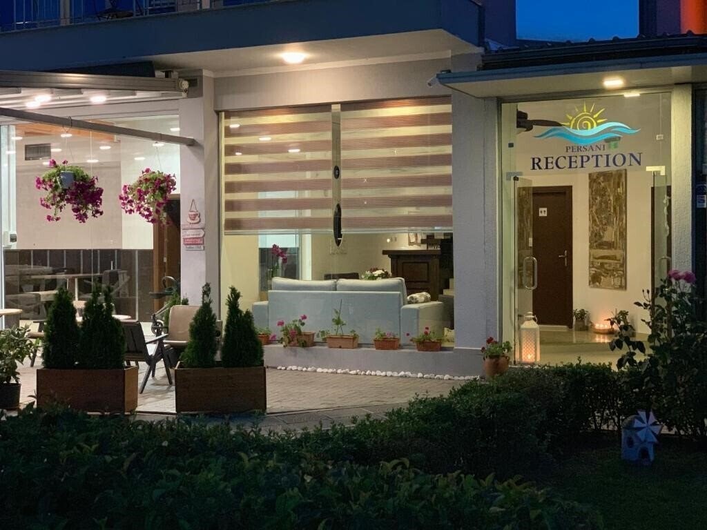 Територія Persani 3*