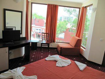 Вид Maverick Hotel 3*