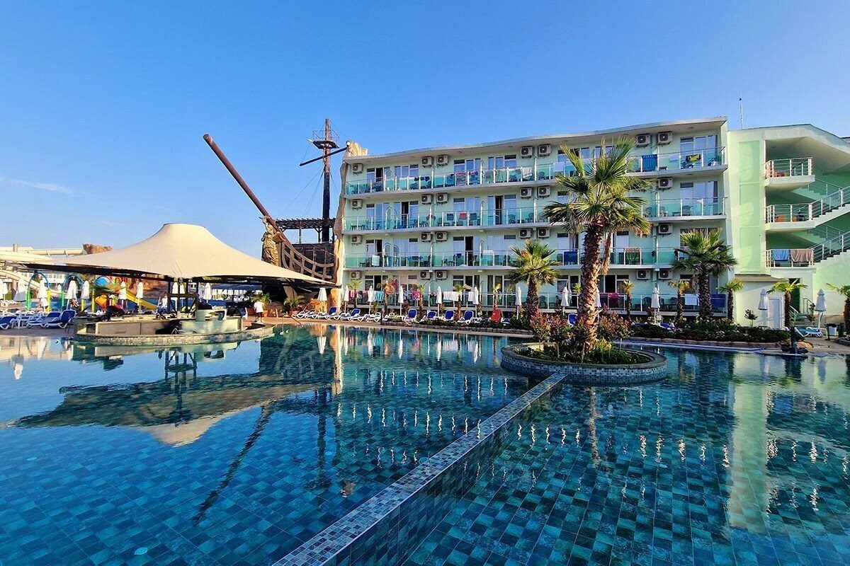 Панорама Kotva 4*