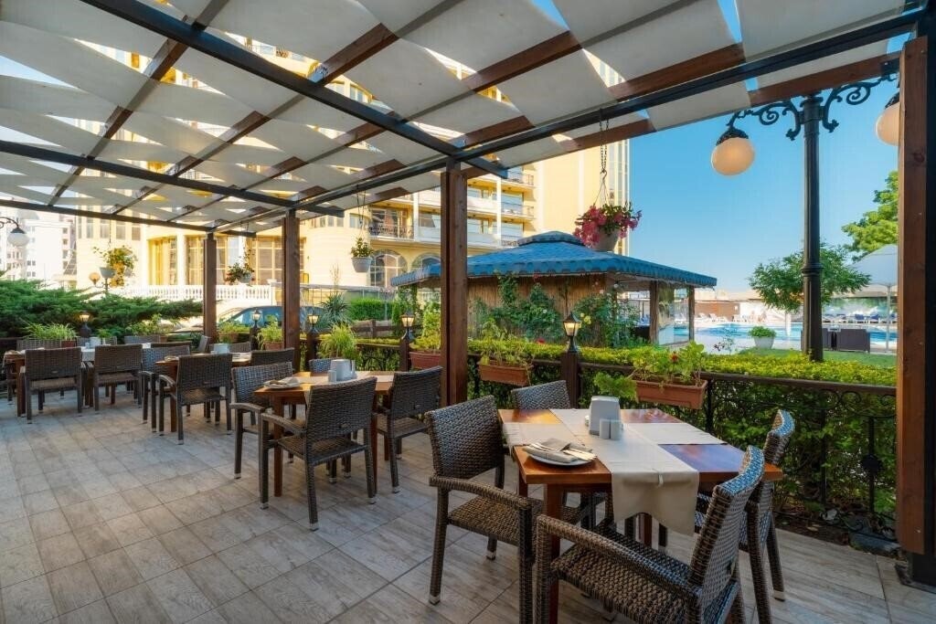 Вид MPM Hotel Condor 4*