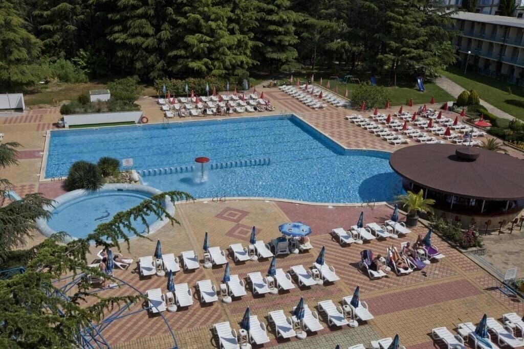 Готель Park Hotel Continental 3*