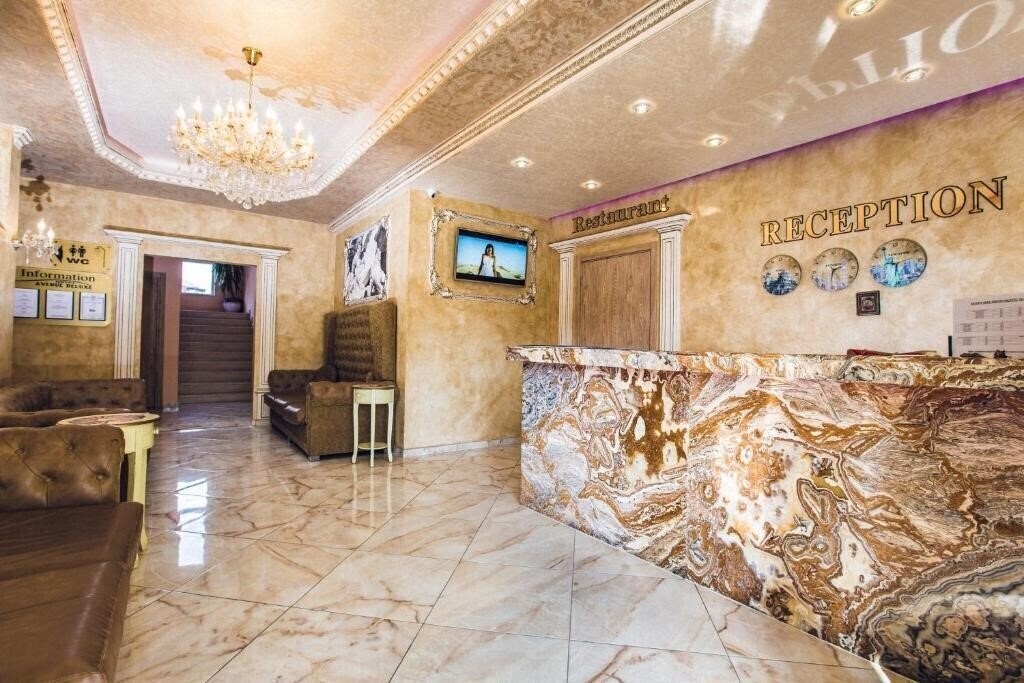 Панорама Avenue Deluxe Apart Hotel 4*
