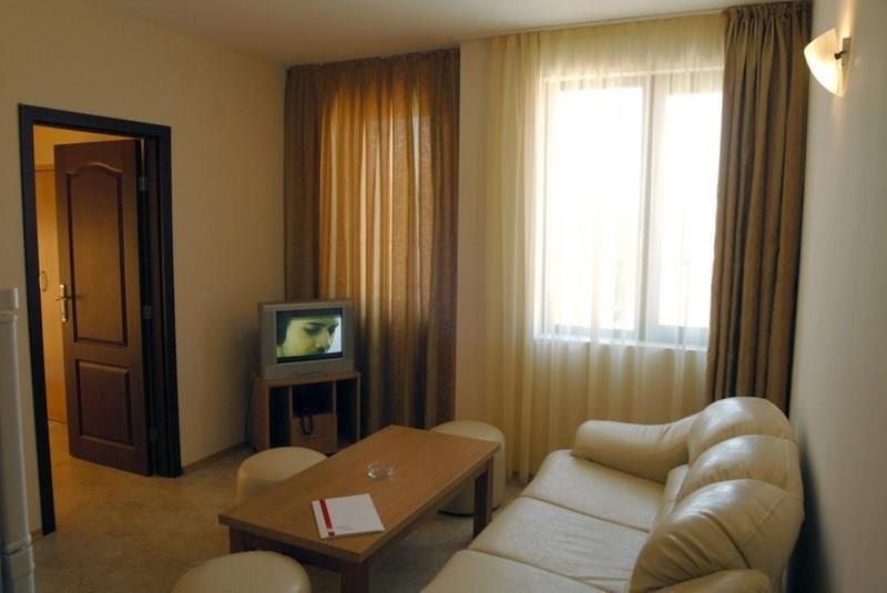 Апартаменты Rose Village 3*