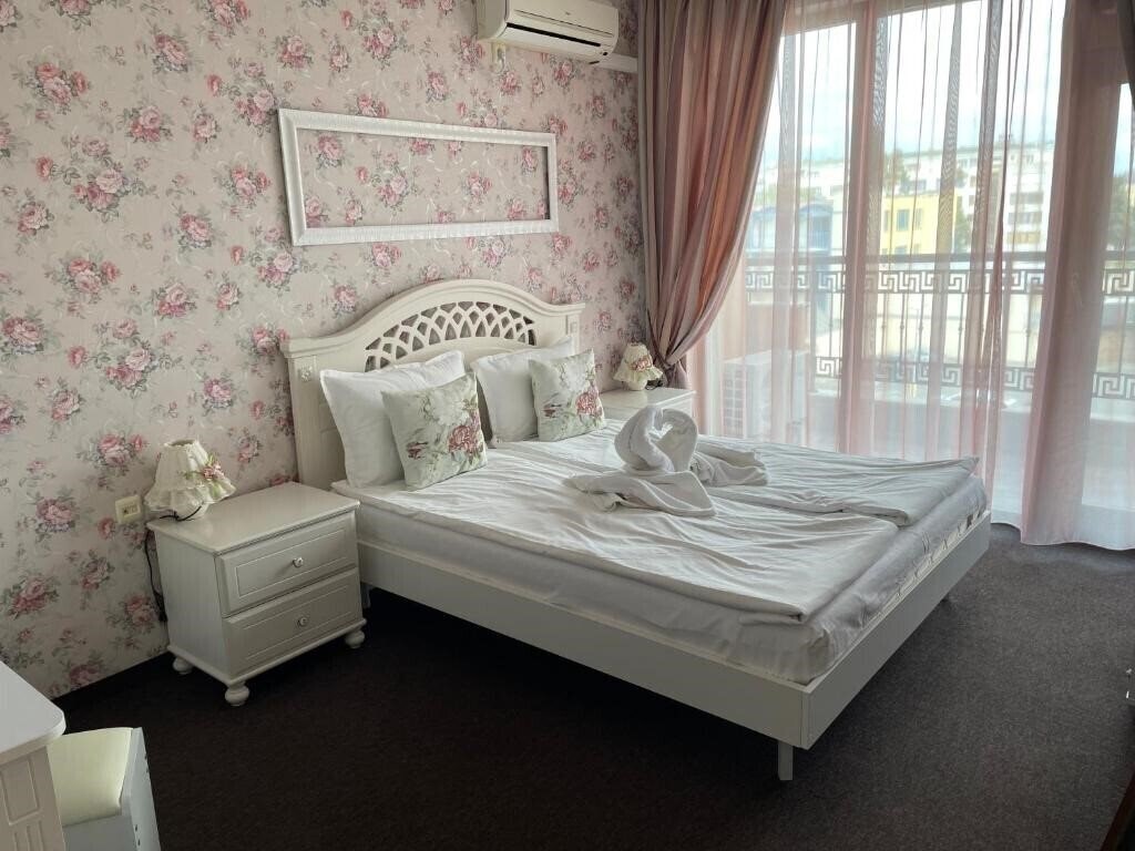 Панорама Deykin 2*