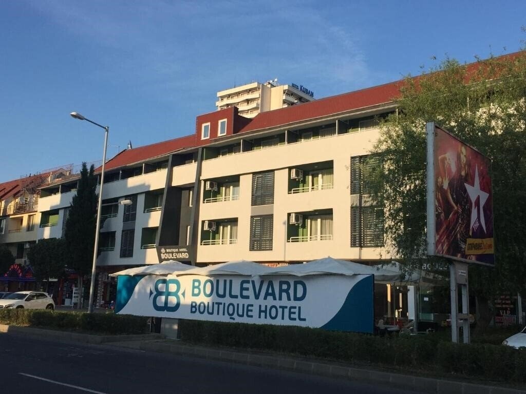 Вид Boulevard 2*