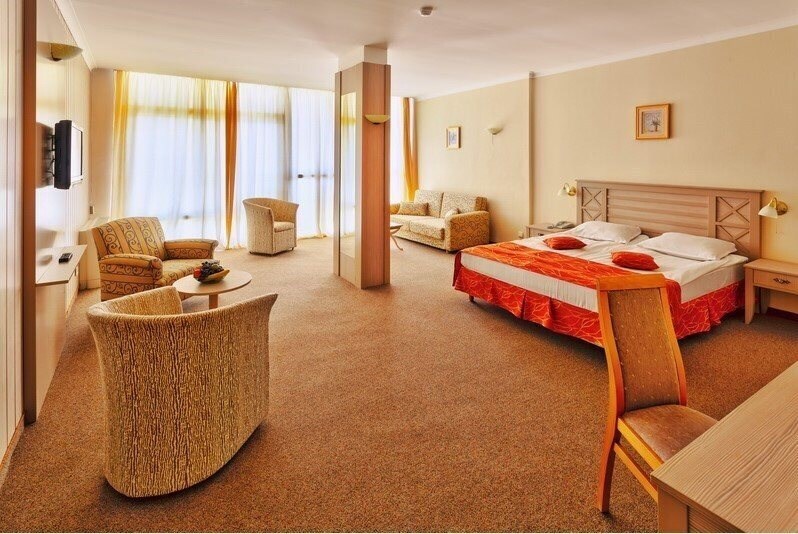 Панорама Flora 4*