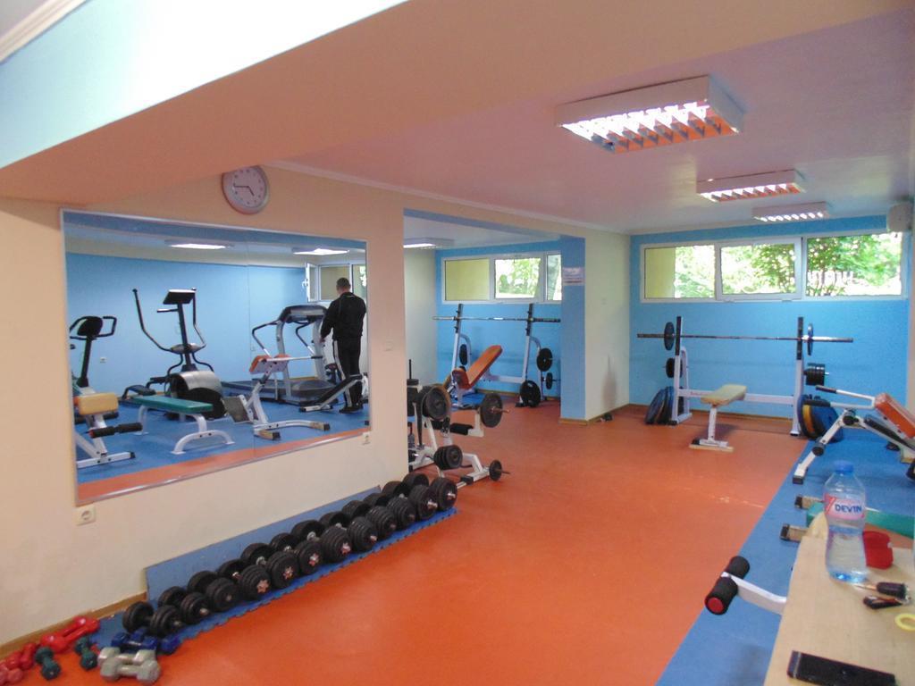 Вид Oasis Park Hotel 3*