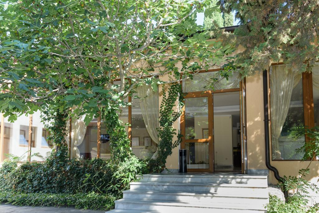 Панорама Oasis Park Hotel 3*