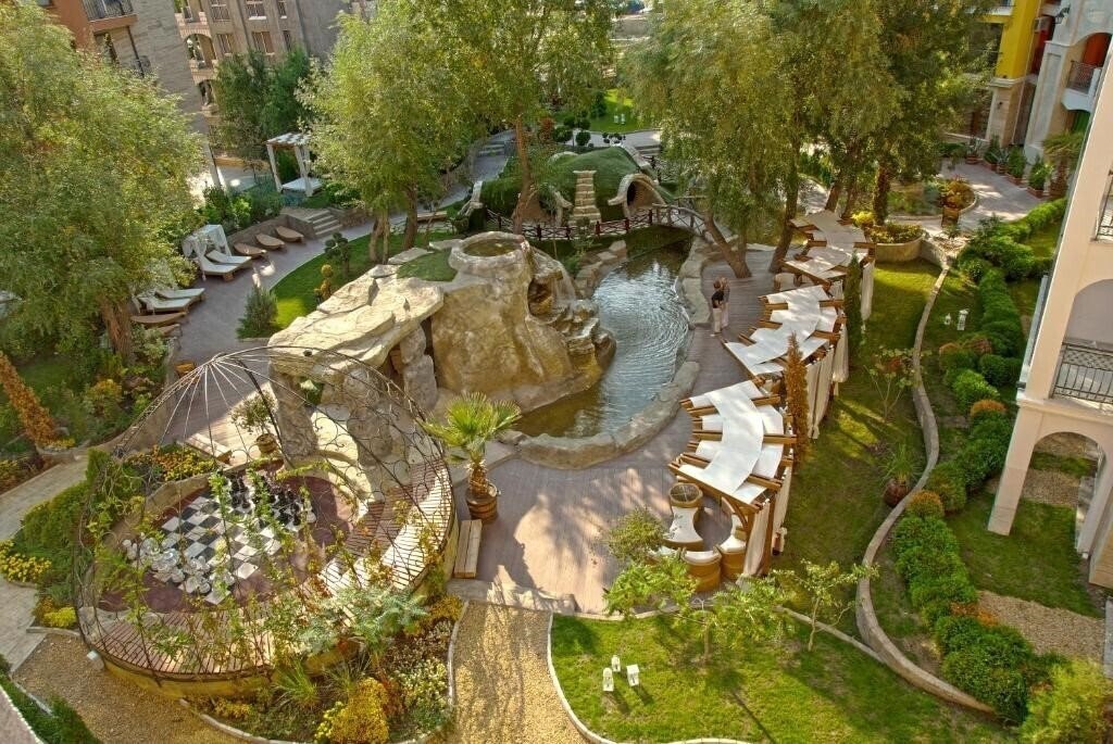 Вид Harmony Suites 2, 3 - Jungle 3*