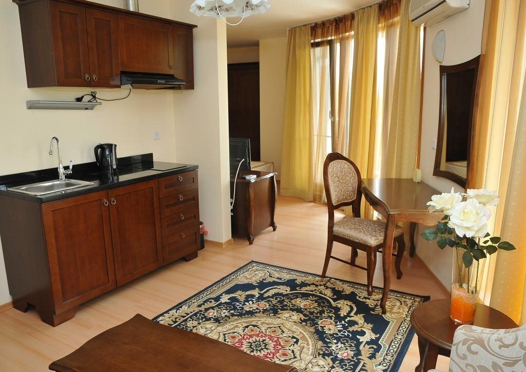 Готель Mida Apart 3*