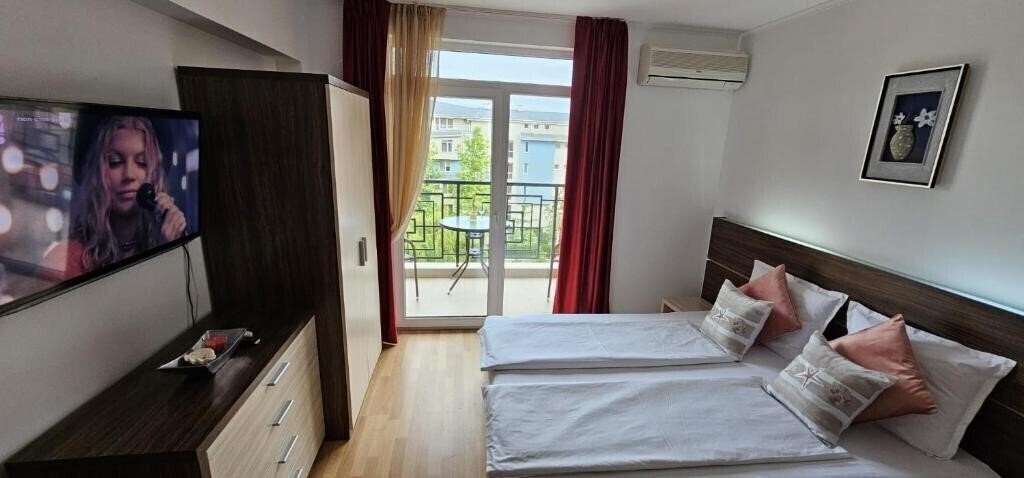 Панорама Aphrodite Complexes Aphrodite 2 (ex. Afrodita II Apart Complex) 3*