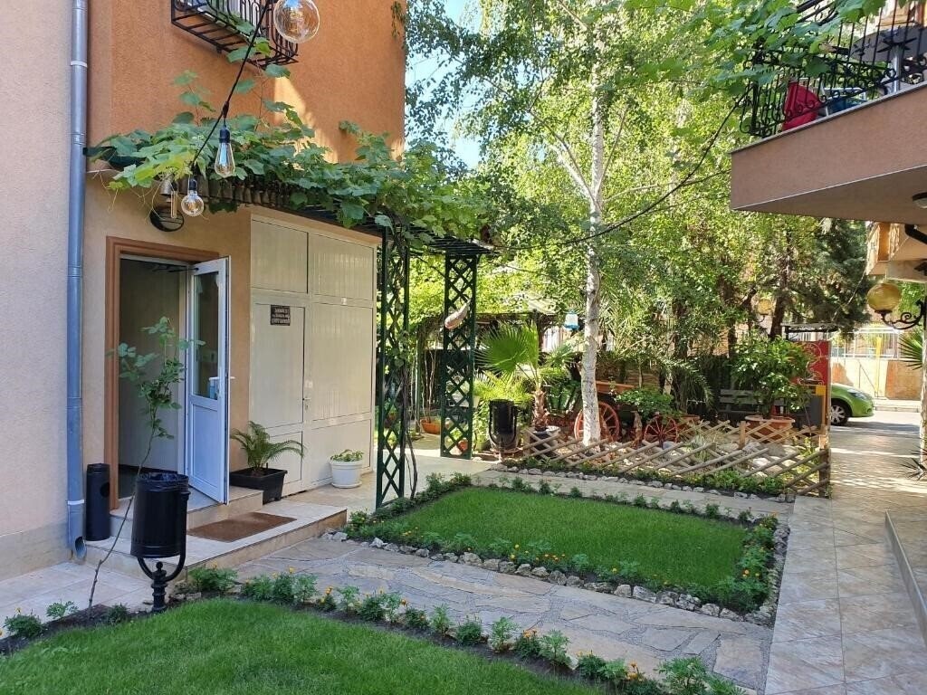 Территория Brigantina 3*