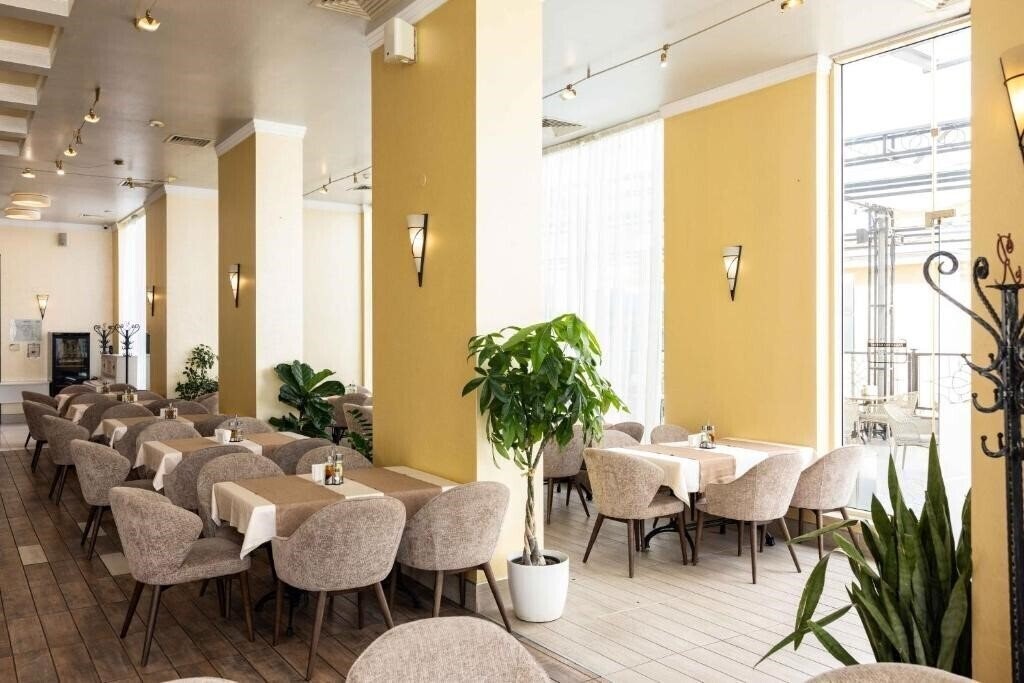 Панорама Rome Palace Deluxe 4*