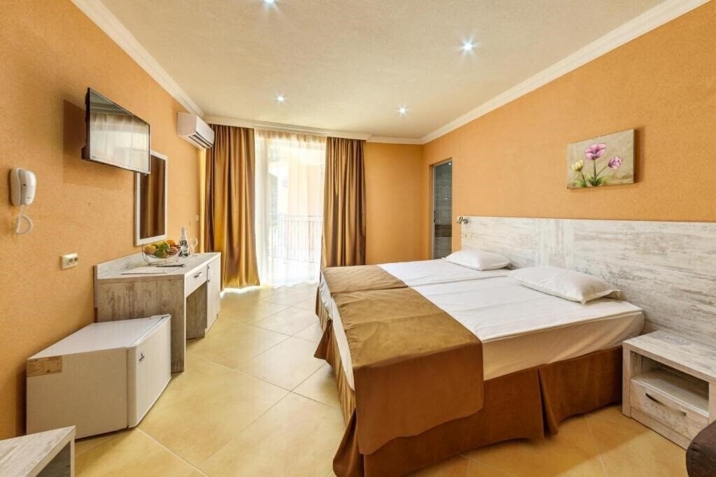 Апартаменты Riva Park Hotel 4*