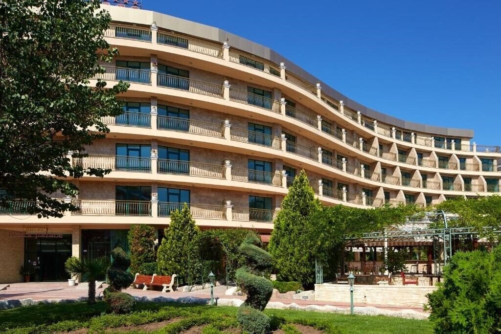 Территория Mena Palace 4*