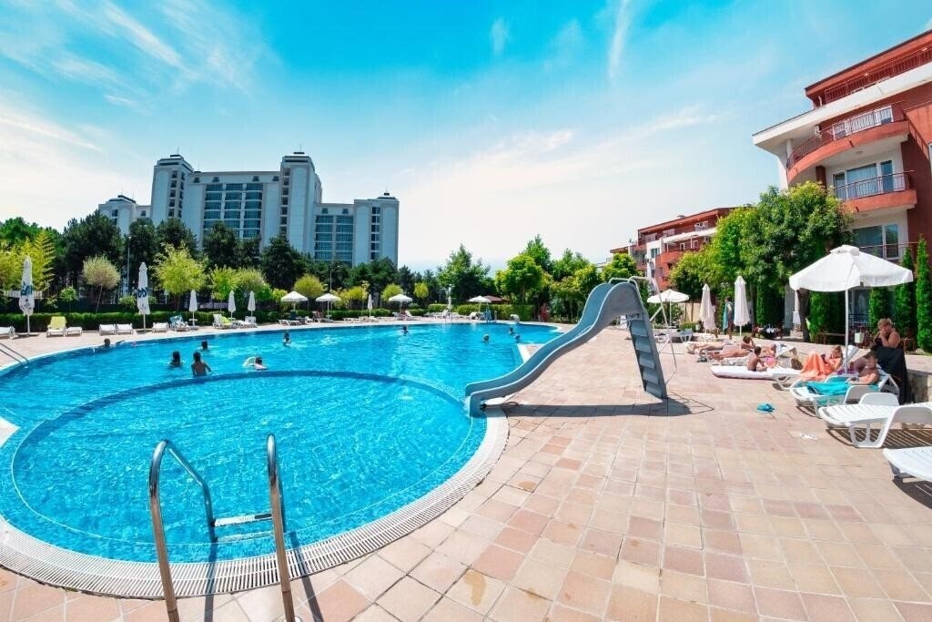 Панорама Green Fort 3*