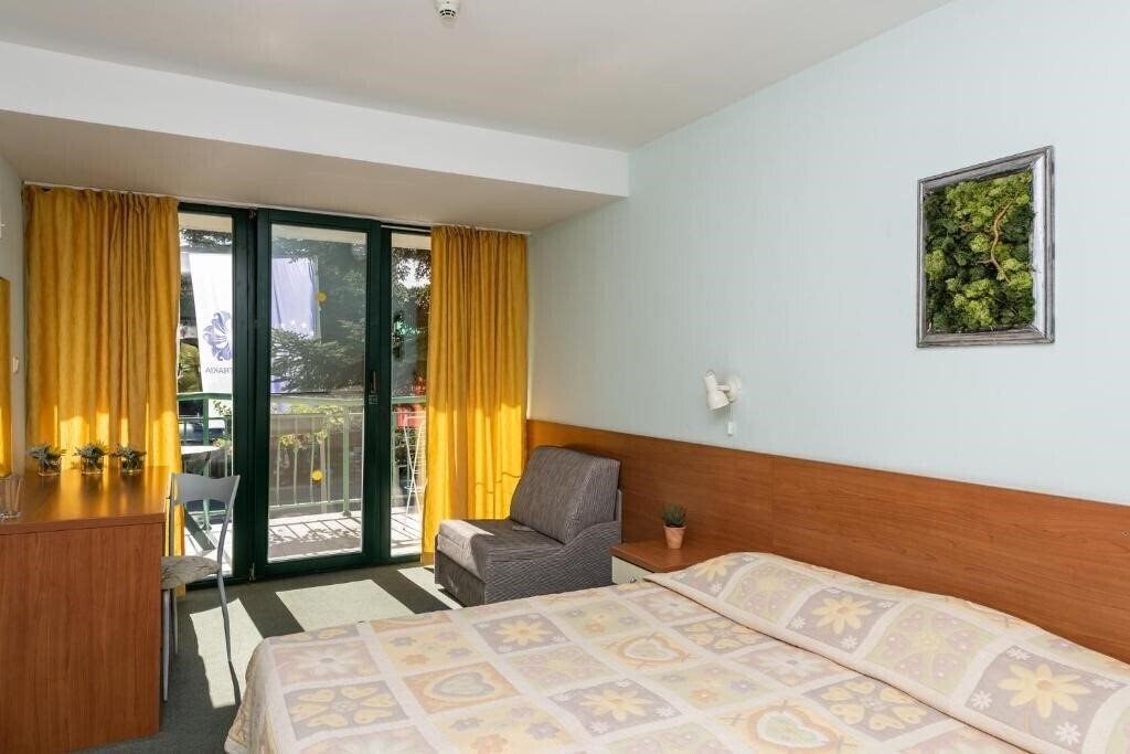 Панорама Hotel Trakia 3*