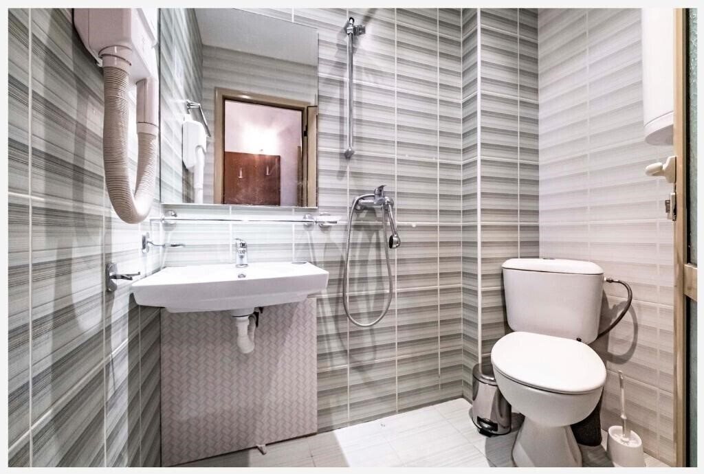 Апартаменти Avalon Apartments 3*