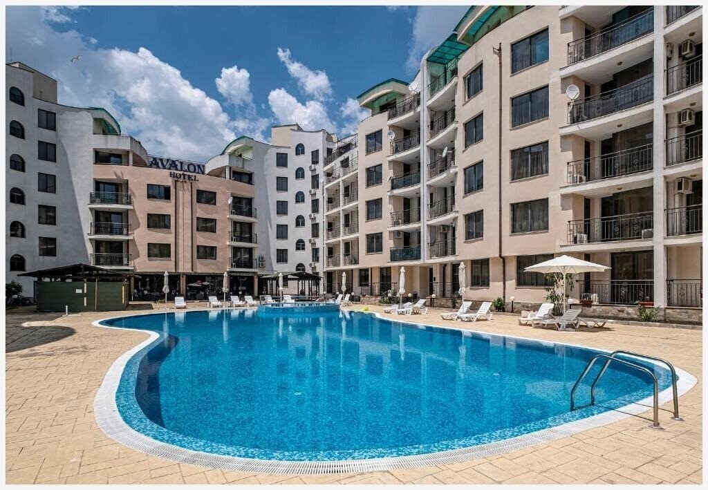 Панорама Avalon Apartments 3*