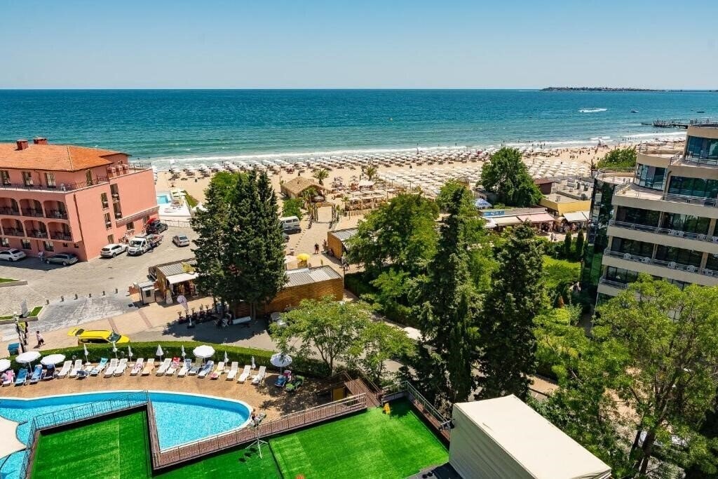Апартаменты MPM Hotel Astoria 4*
