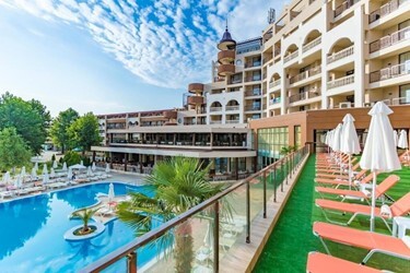 Отель Golden Dune 4*