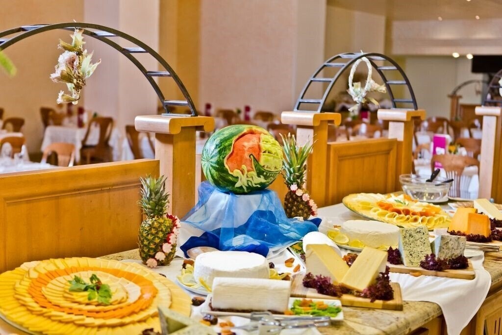 Вид Dit Majestic Beach Resort 4*