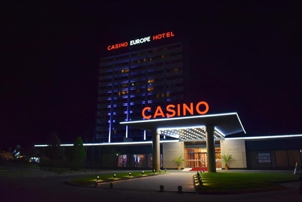 Вид Europe Hotel & Casino 4*