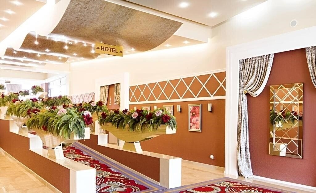 Апартаменти Europe Hotel & Casino 4*