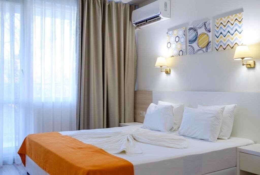Панорама Garden Nevis 3*
