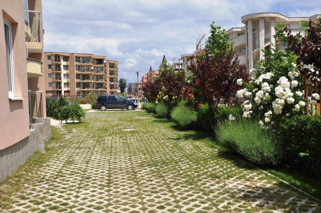 Апартаменты Sunny Holiday Apartments (ex. Sunny Holiday Apart, Sunny Holiday) 3*