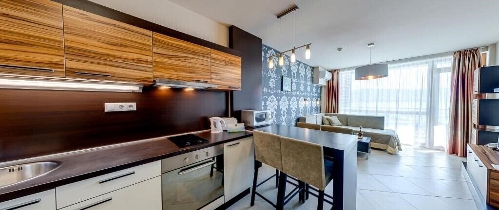 Панорама Briz Beach Apartments (ex. Briz Sunny Beach) 3*