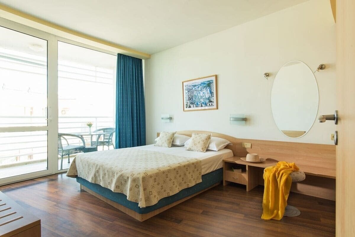 Территория Effect Grand Victoria 4*