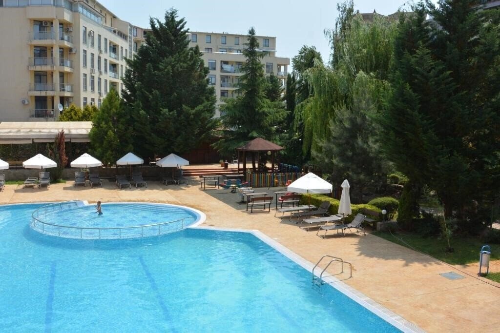 Территория Rainbow Holiday Complex - Rainbow 2 3*