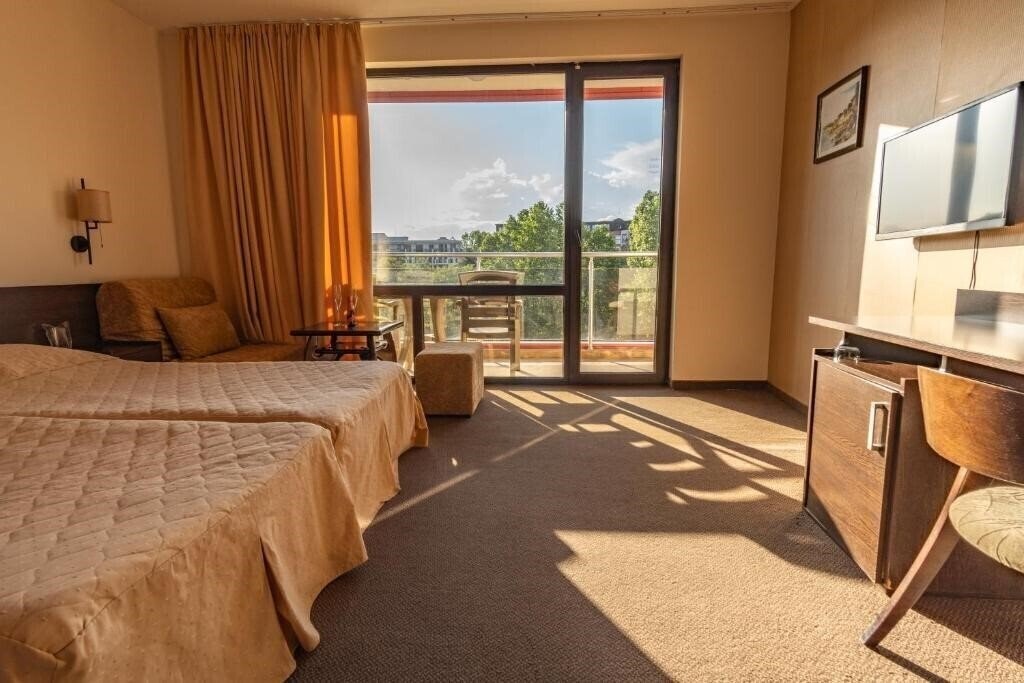 Вид Flamingo Hotel Sunny Beach 4*