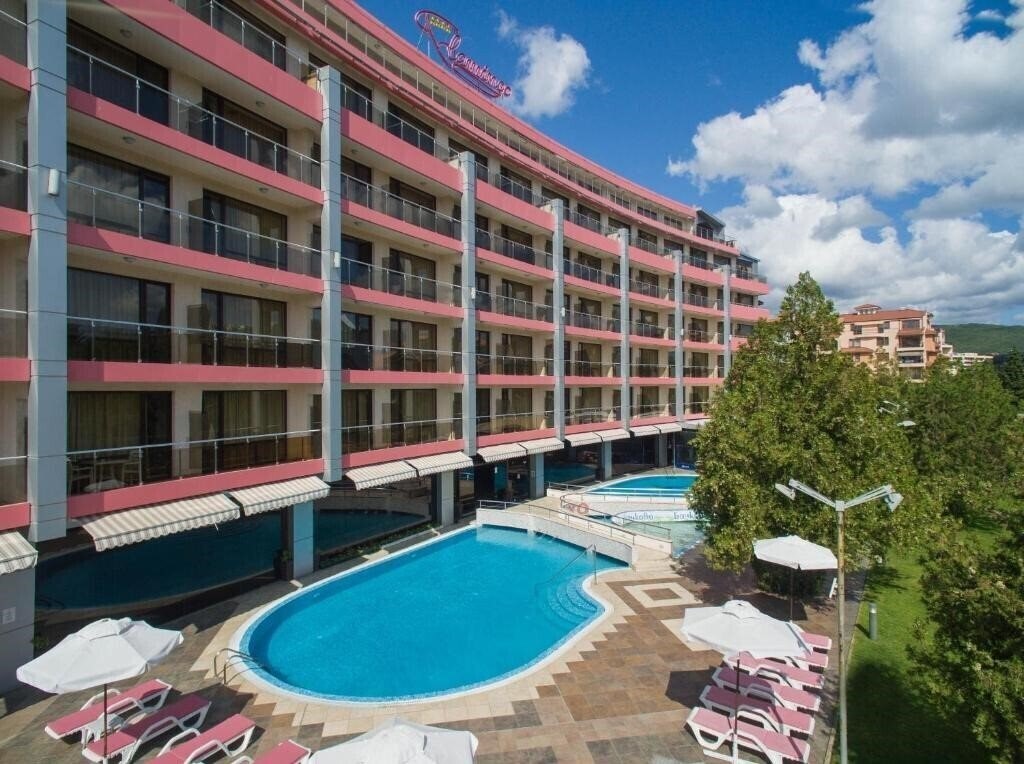 Территория Flamingo Hotel Sunny Beach 4*