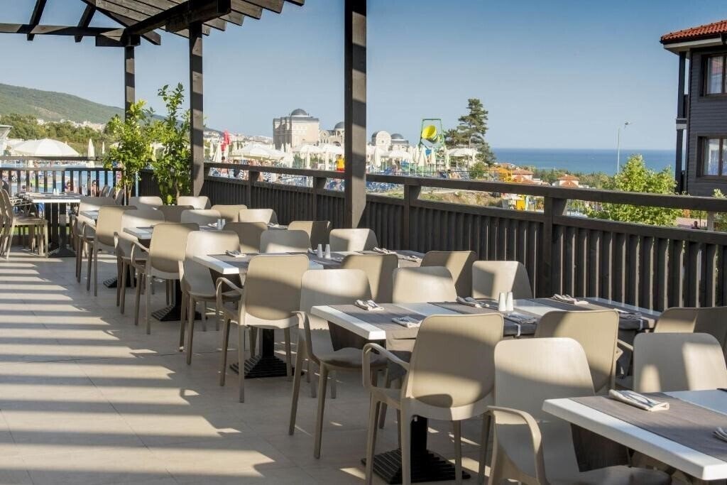 Панорама Nevis Resort & Aqua Park (ex. Family Life Nevis Resort, TUI Blue Nevis Resort, Nevis Resort) 4*