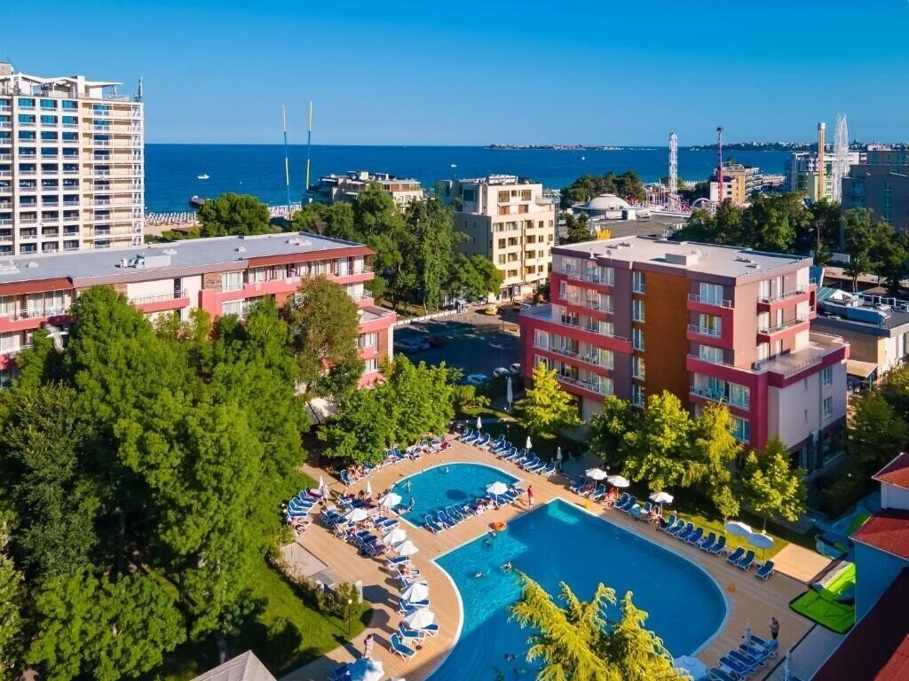 Отель Asteria Family Sunny Beach 4*