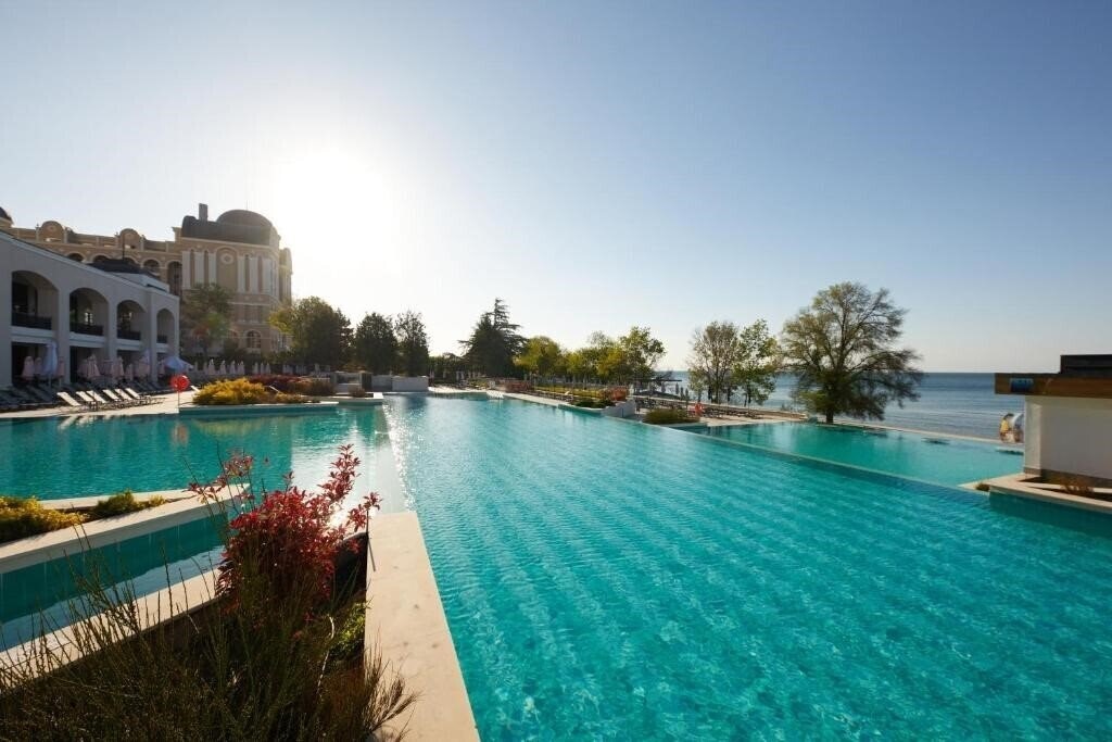 Територія Secrets Sunny Beach Resort & SPA (ex. Riu Palace Sunny Beach) 5*